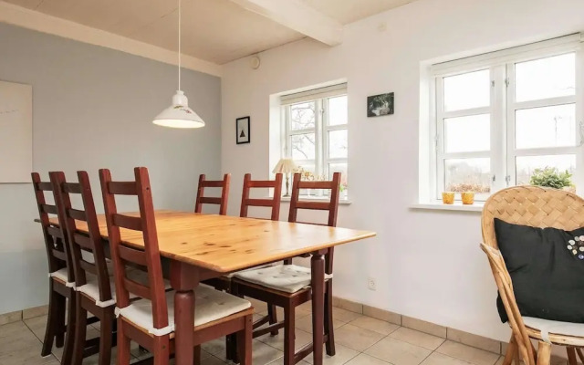 6 Person Holiday Home in Humble-by Traum