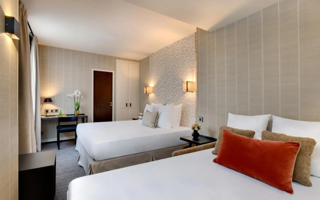 Hotel Le Senat