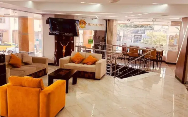 Britney Hotel Machala