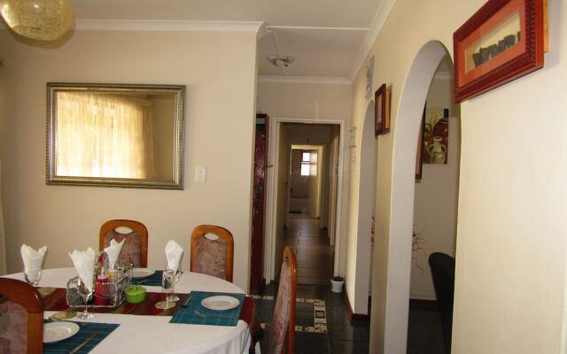 Yolonwabo bed and breakfast
