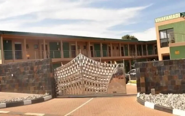 Vhafamadi Bed and Breakfast