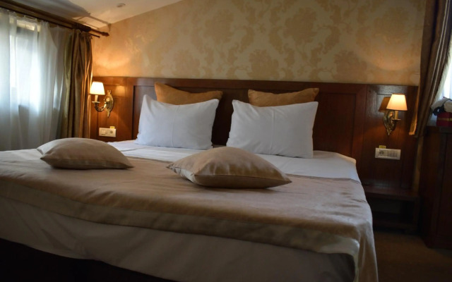 Hotel Gott