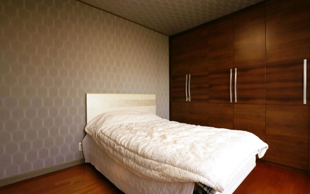 Paju Harujengwon Pension