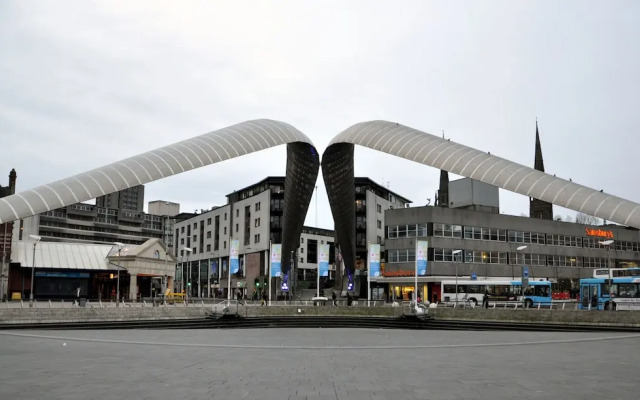 JKG Property Solutions Presents Cosy City Apartment