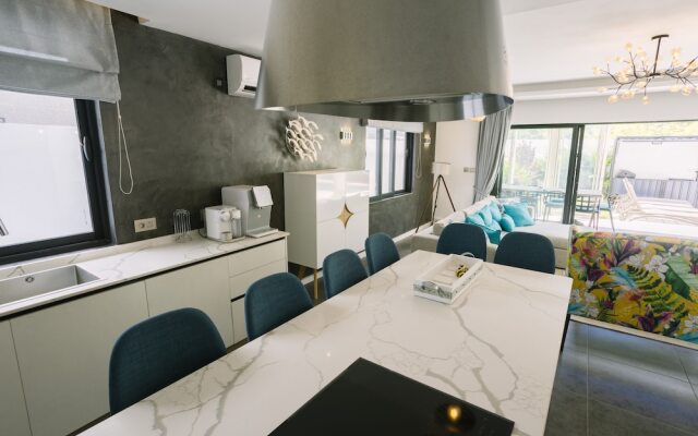 Pearl Villa