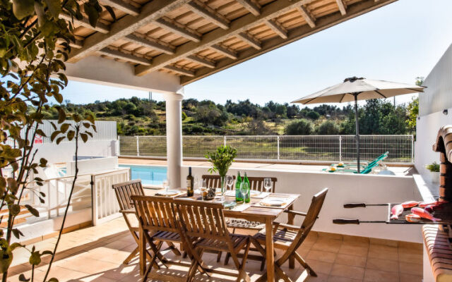 Villa Coelho by Algarkasa