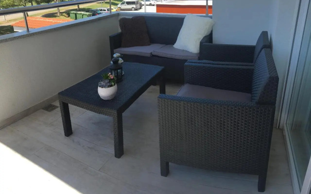 Holly apartman