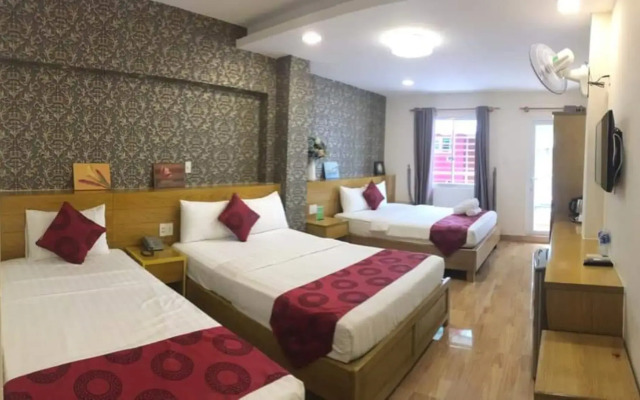 Ailen Garden II Hotel