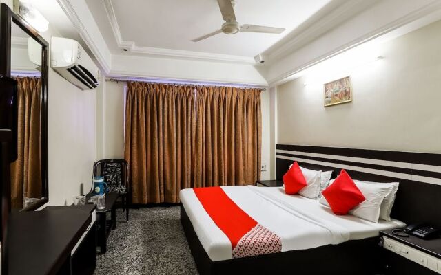 Oyo 26315 Hotel Alpha