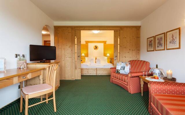 Saltria - your Alpine experience