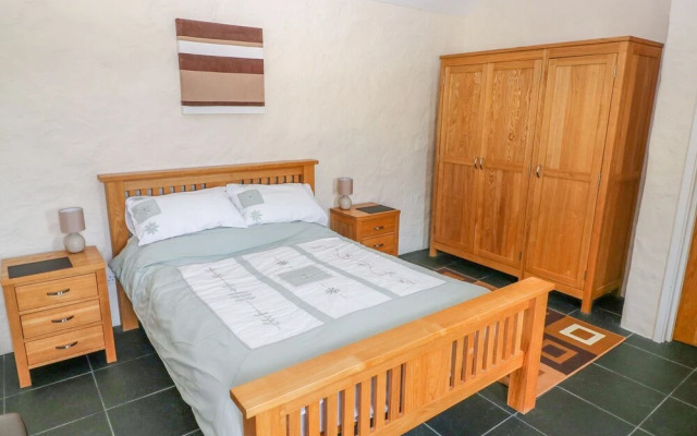 Maerdy Cwtch