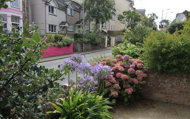 Spacious Central Cornish Townhouse