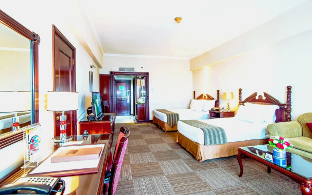 Sunlake Waterfront Resort and Convention