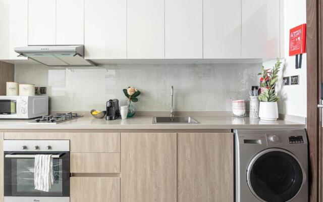 Frank Porter - Majestique Residences 2