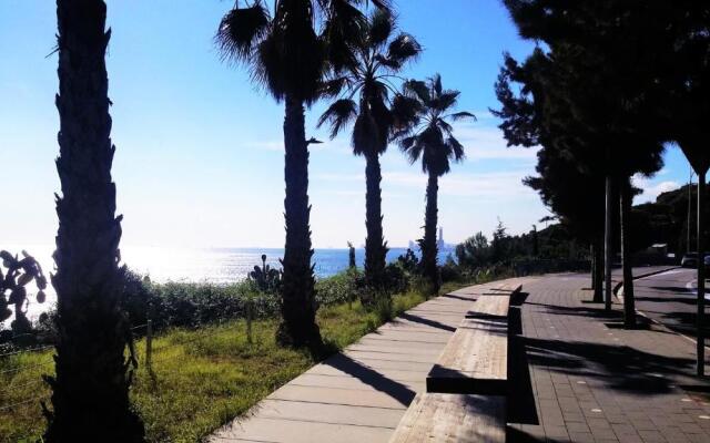 Claire Seaview & Beach-apartment