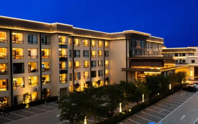 Peace International Hotel