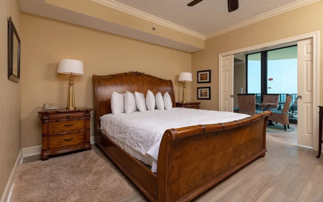 Phoenix Ix 505 3 Bedroom Condo