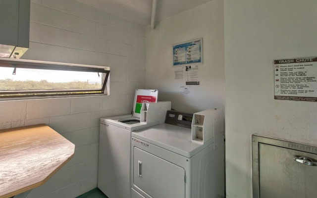 Mauna Loa Shores #405 1 Bedroom Condo By Redawning