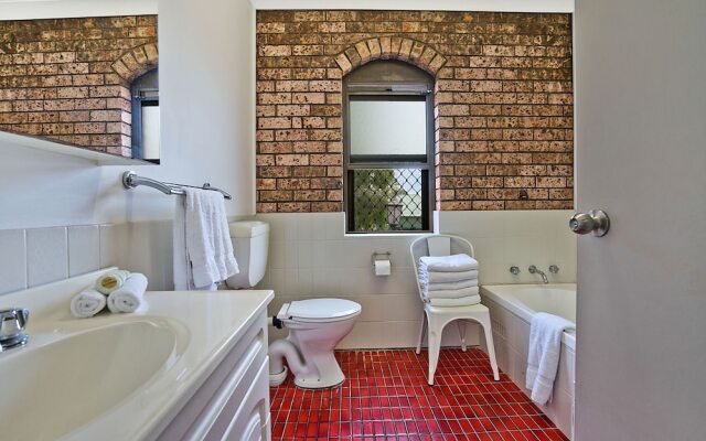 Centennial Terrace Apartments