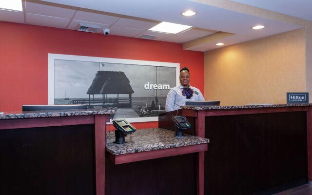 Hampton Inn Ft. Lauderdale-Commercial Blvd.