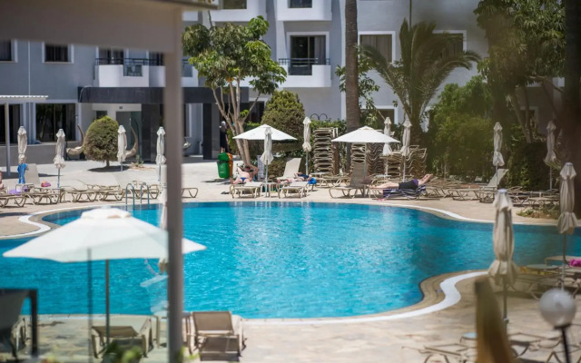 Narcissos Waterpark Resort