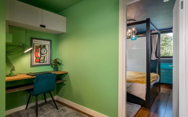 Altido 2-Bed Flat W/ Thames View