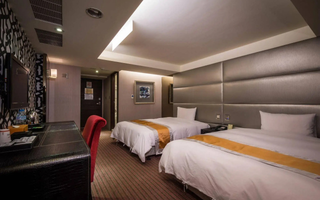 Ren Mei Fashion Hotel