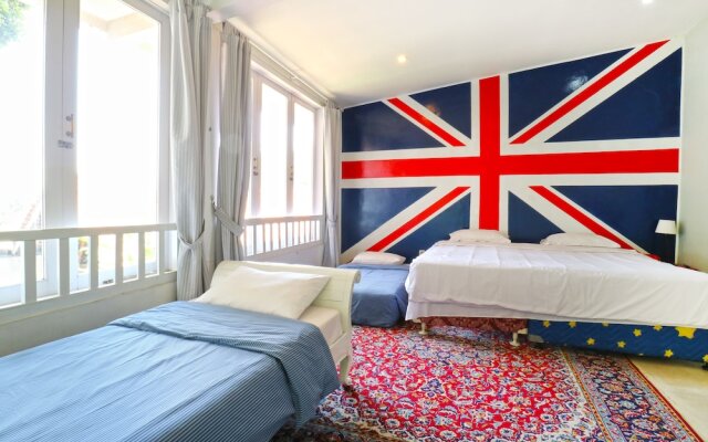 Rose Chamber Bed & Breakfast