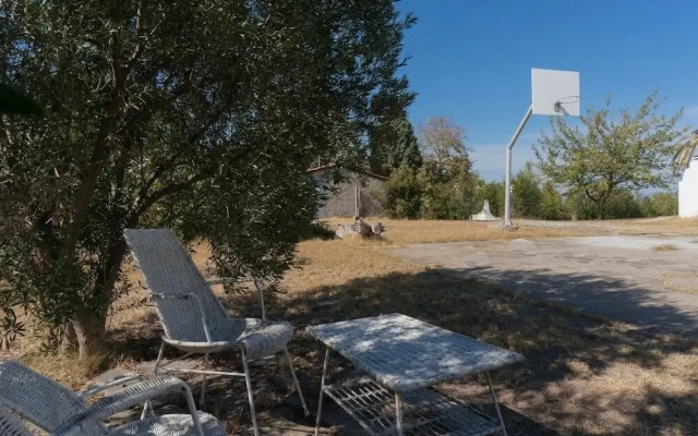 Blue Horizon by JJ Hospitality