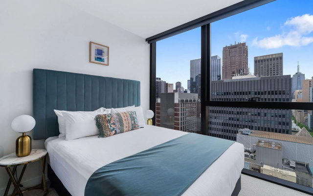 Collins House Apartments by CLLIX – Guest Rooms – Melbourne