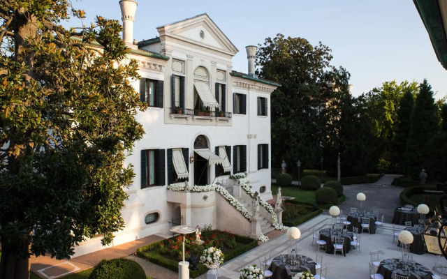 Hotel Villa Franceschi