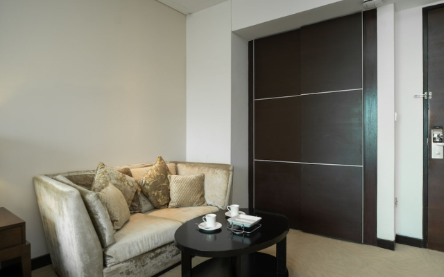 Luton Vacation Homes - Address Marina