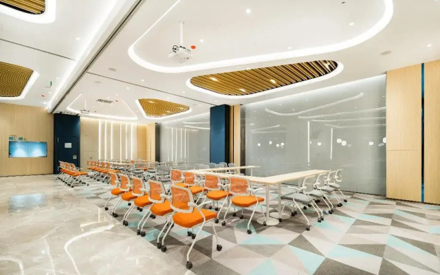 Holiday Inn Express Shanghai Zhangjiang by IHG