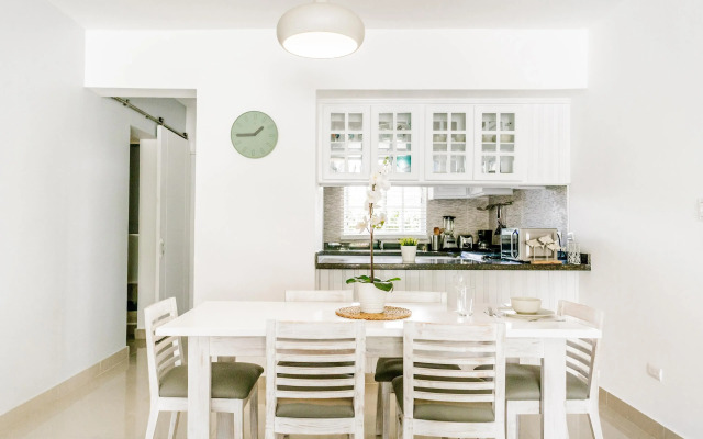 Palm Green Vacations Whitesands