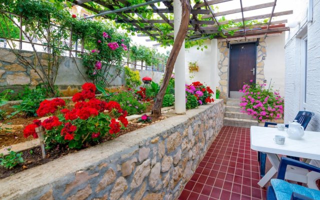 Awesome Home In Vinjerac With Wifi And 3 Bedrooms