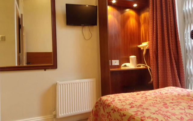 Wedgewood Hotel