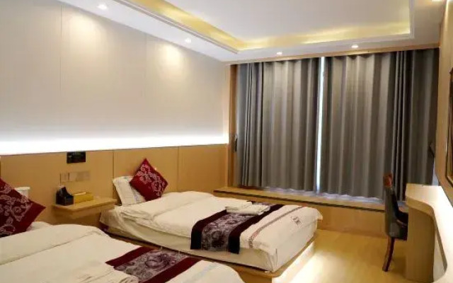 Rujia Business Hotel