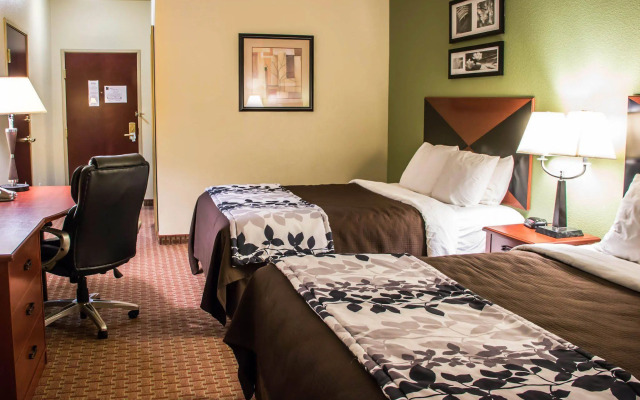 Sleep Inn & Suites at Six Flags