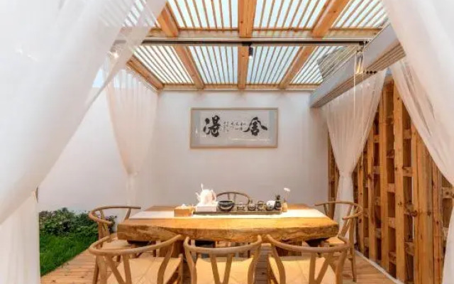 Xujiu Jinseli Hostel