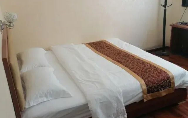 Chuxiong Zhenrong Hotel