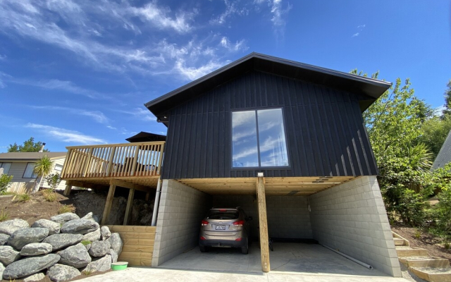 24 Chalet Crescent