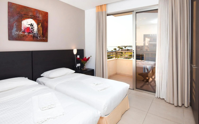 Blue Lagoon Kosher Hotel