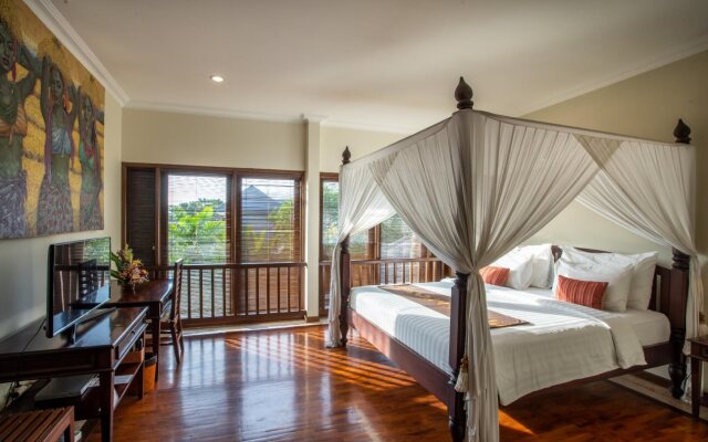 Villa Saffron Seminyak Bali