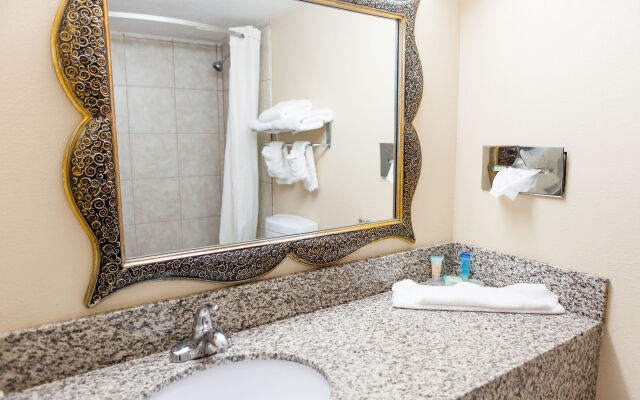 Envi Boutique Hotel Henderson-Evansville South