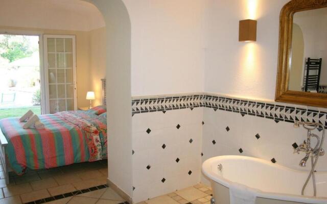 Villa de standing 10 personnes piscine plage 5min le paradis