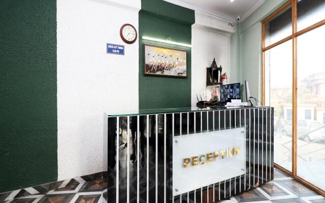 OYO 19123 Sunshine Guest House