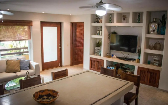 Residencial Los Mangos - Departamento 205