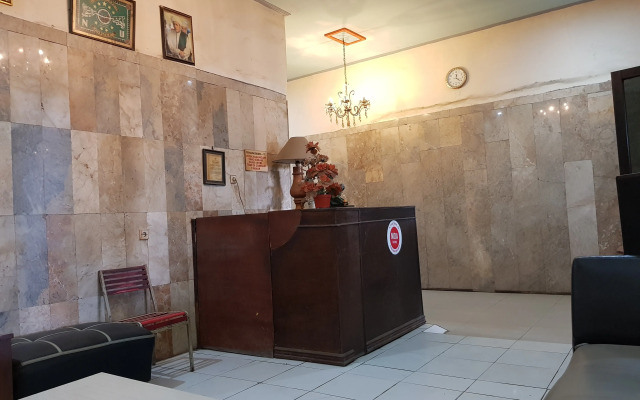 Hotel Alifah 2 by ZUZU