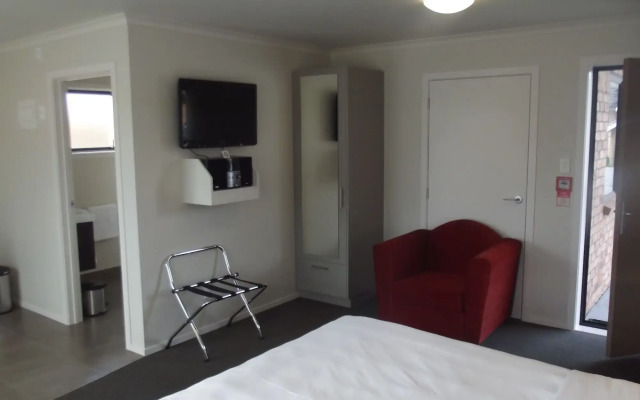 Arena Court Motel