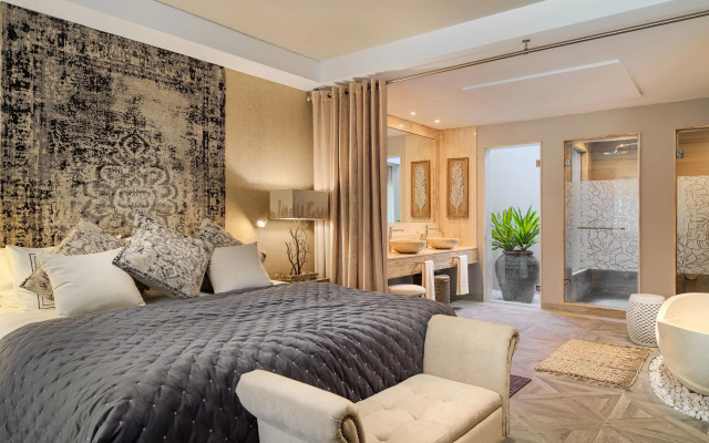 Royal River, Luxury Hotel - Adults Only